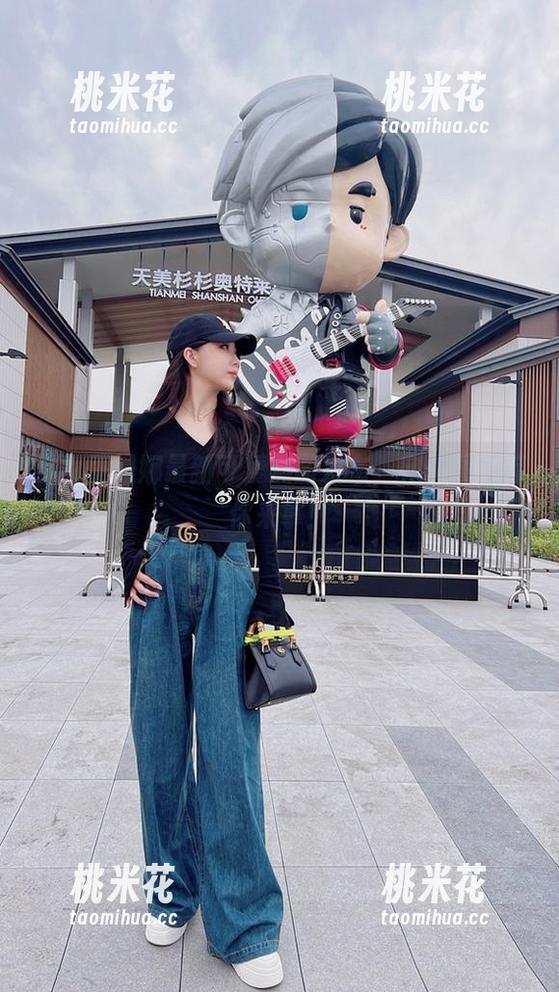 小女巫露娜最新可爱美图发布，完美图包等你来拿！