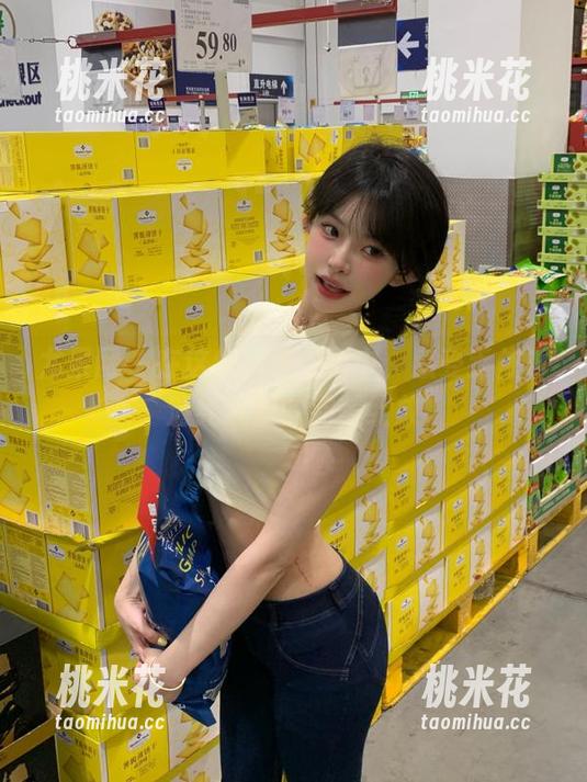尤果网-乔依琳 尤果网 - 在这组高清美图中,感受乔依琳清纯气质的完美绽放