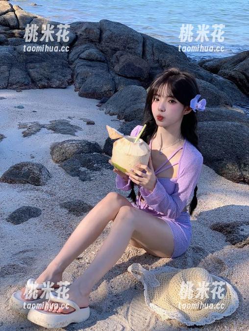 尤果网-方子萱 尤果网 - 方子萱修女主题高清套图,带你体验心灵的宁静与纯洁的美丽