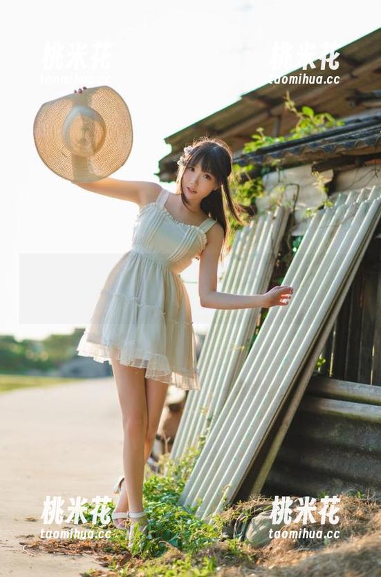 尤果网-王瑞儿 尤果网 - 在御姐王瑞儿的写真世界中:独特风格与照片创意的完美融合