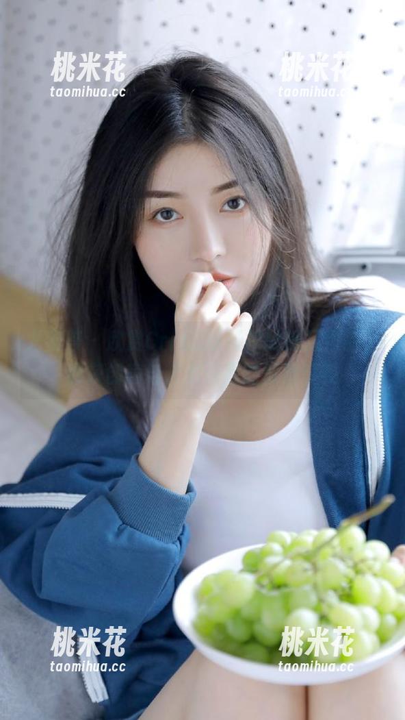 尤蜜荟-Cris_卓娅祺 尤蜜荟 - 欣赏Cris_卓娅祺的裸足作品,收获创意与艺术资源的双重享受