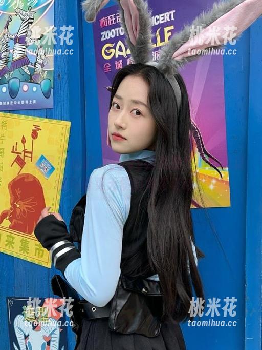 徐绾绾yyyy 微密圈 - 徐绾绾yyyy的私拍作品:透过镜头看见天使的真实与诗意