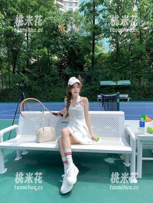 微密圈 - 徐莉芝的写真图片，玲珑身姿如梦似幻，绝对让你流连忘返！