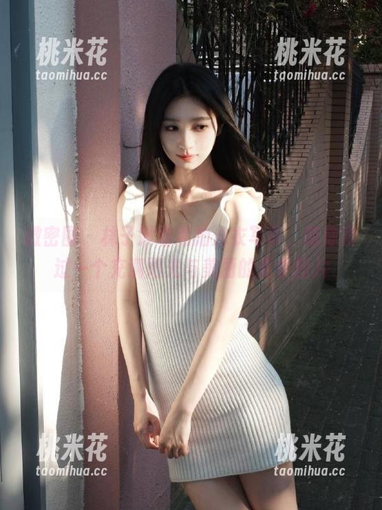 林子琳喵 微密圈 - 林子琳喵私拍泳衣写真,陪你度过一个充满阳光与美丽的夏季图片