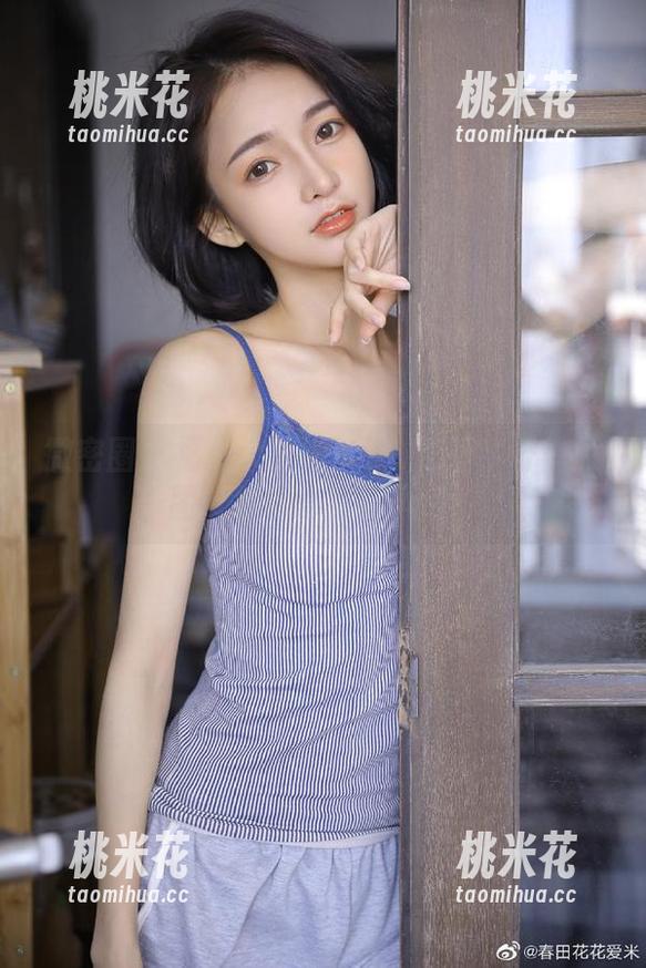 桃沢樱呀 微密圈 - 福利大放送!桃沢樱呀牛仔裤原图带你领略别样风情!
