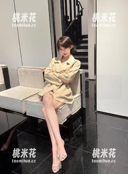 梦丝女神 - 香萱兔女郎无圣光套图，重塑艺术摄影的新定义