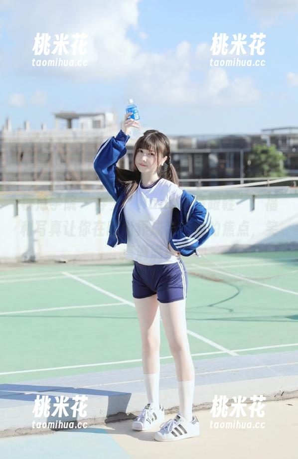 模范学院 - 穿上“Hana妹高跟鞋”，福利写真让你在时尚界成为绝对的焦点，笑点满满！