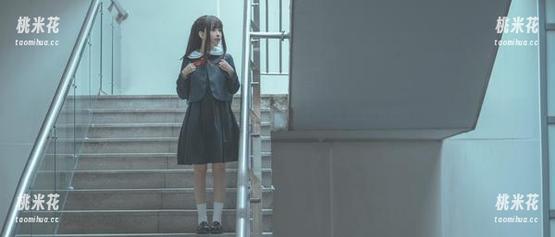 樱井宁宁 樱井宁宁的泳池写真之旅:每一帧都是夏日的美妙资源