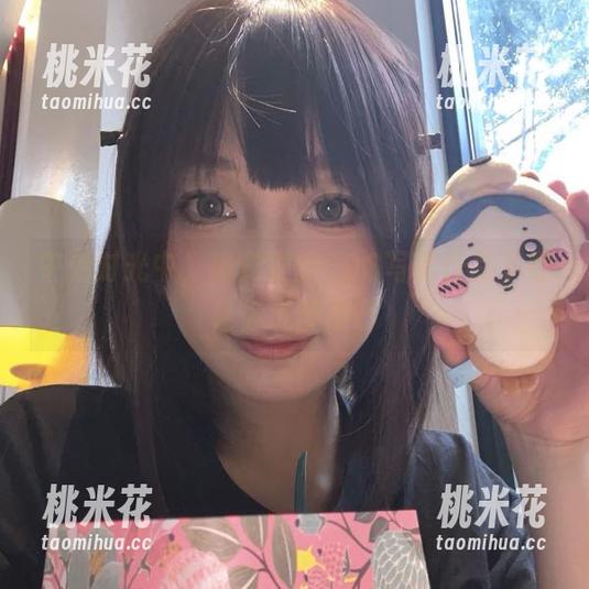 午后时光中，浅安安的COS写真作品下载让你沉醉不已