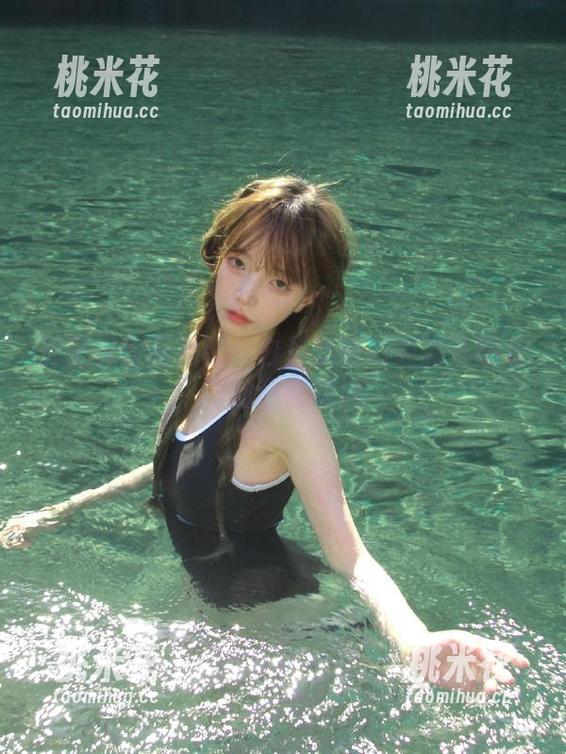 白莉爱吃巧克力 无圣光原图揭秘:白莉爱吃巧克力在睡衣里的甜蜜瞬间
