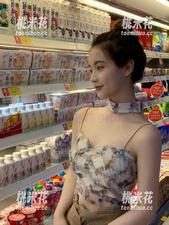 白金Saki 白金Saki泳衣美图合集,展现清新与性感交织的完美夏日瞬间
