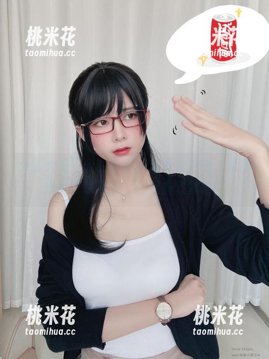 眼酱大魔王w 眼酱大魔王w的瑜伽服写真集更新,独特风格引领潮流,一起来欣赏吧!