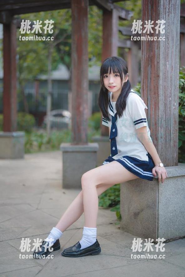 秀人网-Elise谭晓彤 秀人网 - 跟随Elise谭晓彤女神,感受搞笑与美丽并存的套图资源,绝对不容错过!