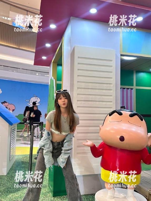 秀人网 - Wendy智秀最新蕾丝作品更新，演绎奢华与性感的完美结合，快来欣赏！