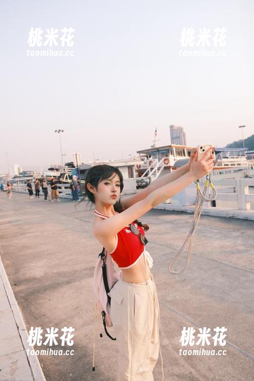 秀人网-凯竹Quinn 秀人网 - 倾心于凯竹Quinn的可爱瞬间,福利写真让你一饱眼福!