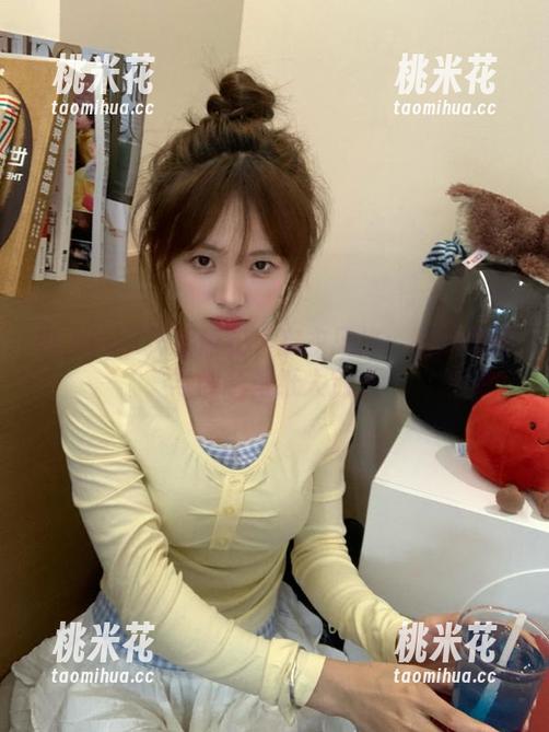 秀人网-唐安琪 秀人网 - 探索唐安琪皮衣风格:高清原图与创意壁纸大放送