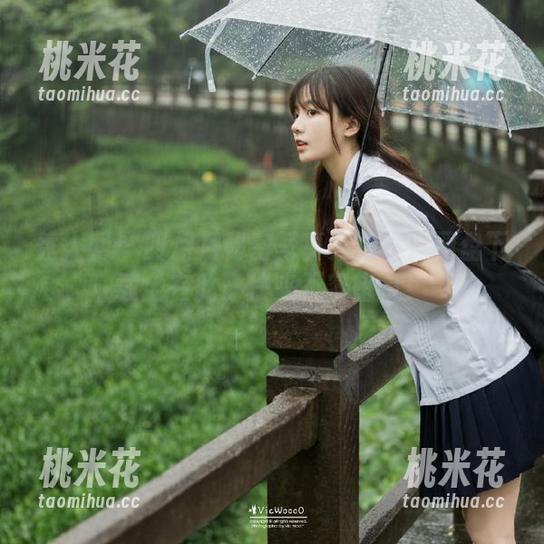 秀人网 - 四月月秘密写真大放送！网盘下载全在此，快来不容错过！