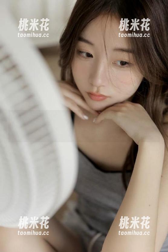 秀人网-奶芙乔乔 秀人网 - 从奶芙乔乔的白裙看纯净之美,精彩原图作品大揭秘!