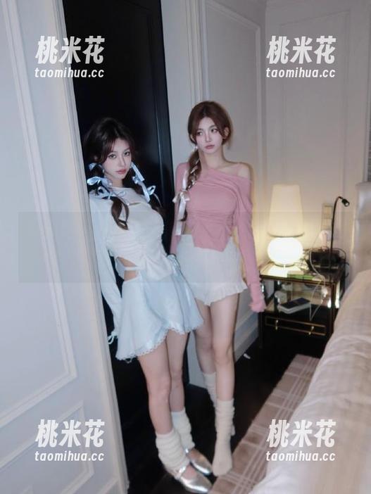 秀人网 - 小兔纯纯的定制自拍图片，真是现代兔子的时尚宣言！