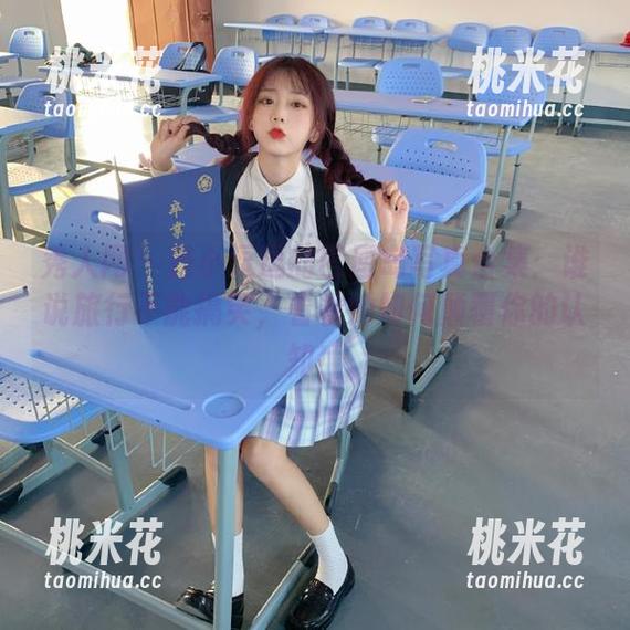 秀人网-是小逗逗 秀人网 - 是小逗逗的巴厘岛写真合集:谁说旅行不能搞笑,看看她如何颠覆你的认知!