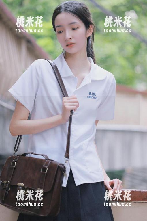 秀人网-林乐一 秀人网 - 探索林乐一的美图盛宴,她的美足写真带你领略不一样的时尚魅力