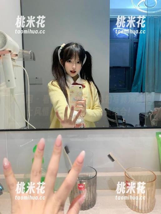 秀人网-甜白酱 秀人网 - 看甜白酱如何用私拍写真演绎护士风情,甜美与职业完美结合!