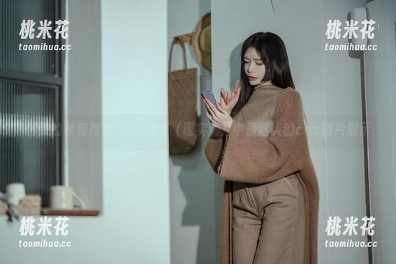 秋和柯基 精致的秋和柯基:VR女友(现实篇)中最迷人的cos图片展示