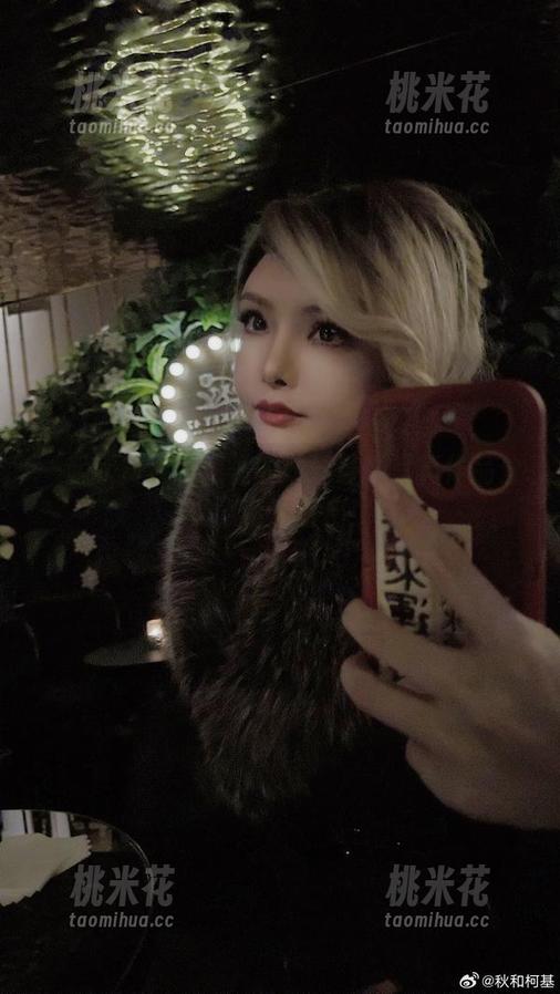 一起欣赏秋和柯基的妹妹最新写真作品分享，萌态百出！