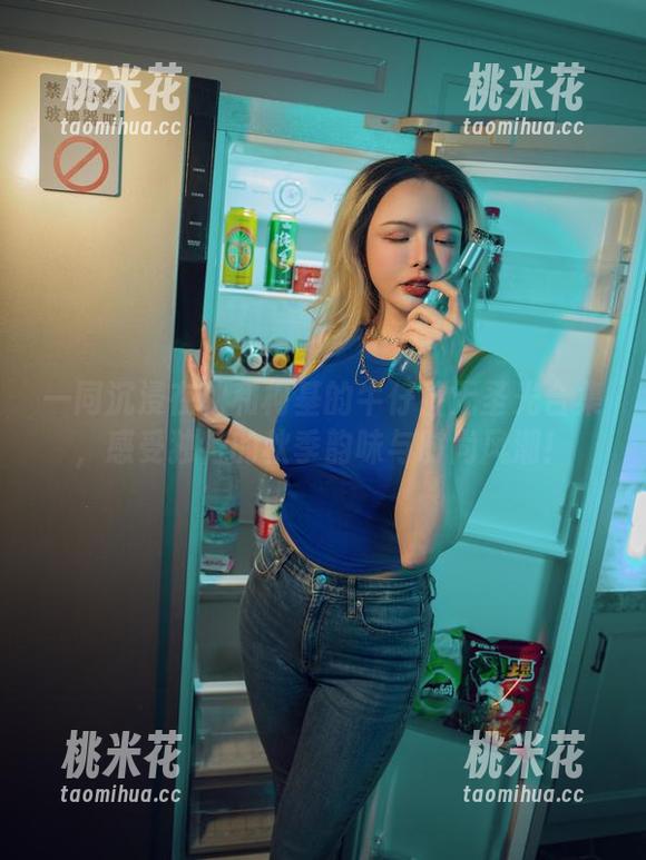 秋和柯基 一同沉浸在秋和柯基的牛仔裤无圣光合集,感受独特的秋季韵味与时尚风潮!