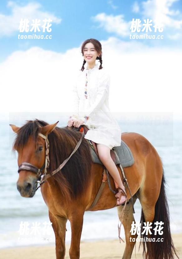 稚乖画册 - 赤西夜夜写真合集：她的日常生活，尽显独特魅力