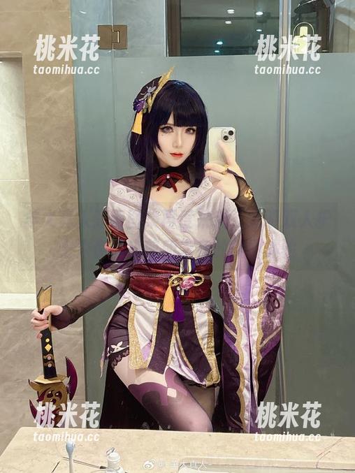 羊大真人高清图集再度来袭，透明双人护士为你带来前所未有的美丽体验