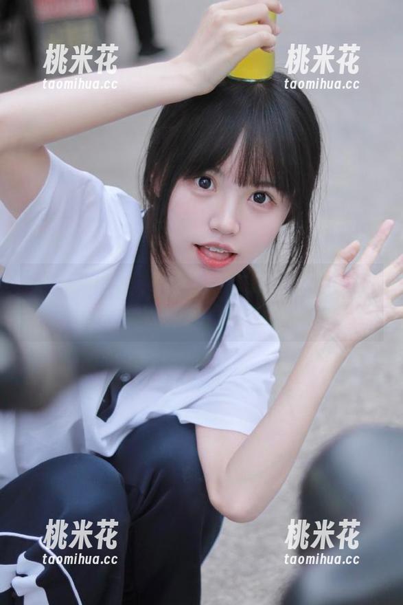 美媛馆-Carina梦绮 美媛馆 - 学妹Carina梦绮的写真之旅,超值资源与美丽瞬间分享