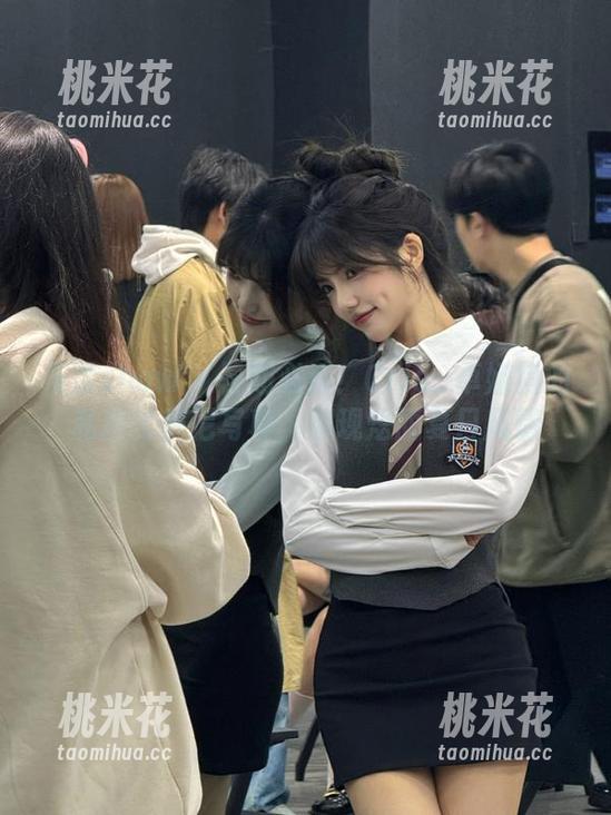 花漾show-Cris_卓娅祺 花漾show - 暑期必看!Cris_卓娅祺的私拍比基尼写真,展现炫丽夏日风情