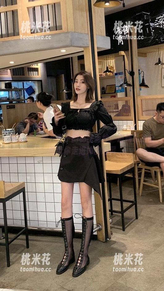 蜜桃社-杏子 蜜桃社 - 撕开杏子的秘密面纱:最新私拍合集带你走进她的心灵