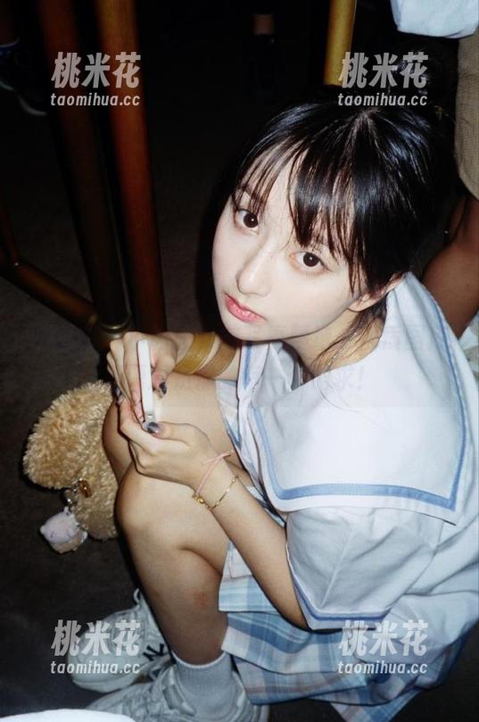 袜啵啵 - 小甜豆女孩写真精选，优质图库资源满足你的每一个需求！