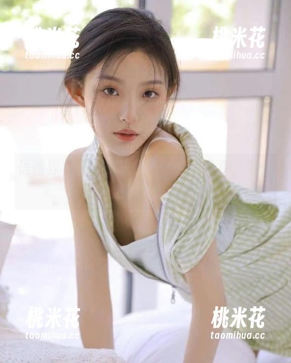 语画界 - 沐若昕瑜伽艺术合集分享，带你领略自然与优雅的结合！