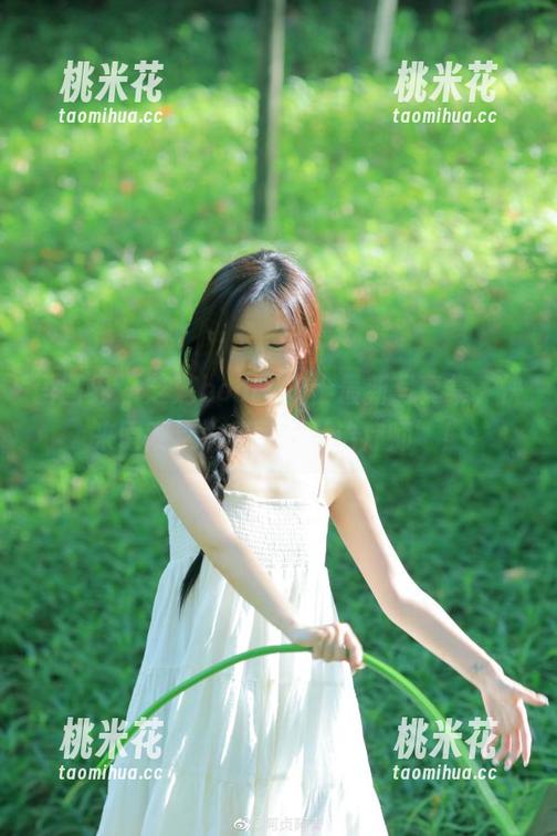 语画界-芝芝booty 语画界 - 芝芝booty护士最新写真集,快来围观这个美丽的‘治疗师’!