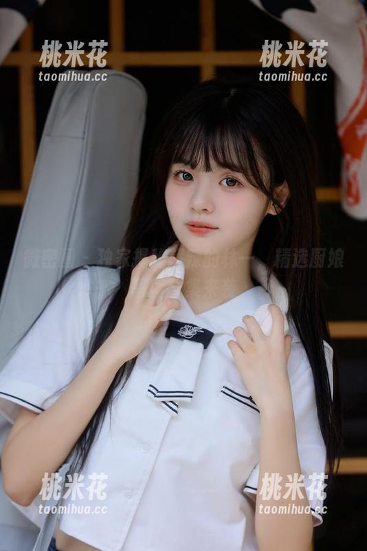 微密圈 - 独家揭秘超辣的林一，精选厨娘写真合集来袭
