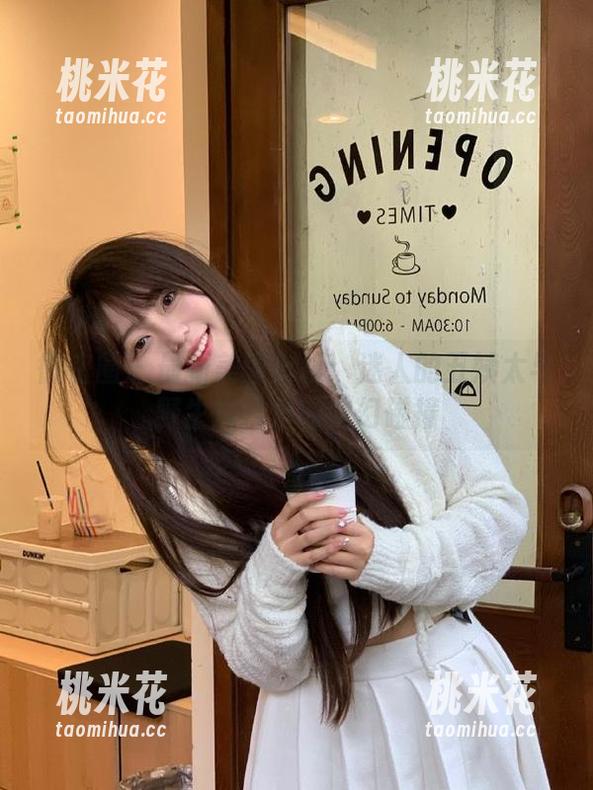 迷人的五姨太 微密圈 - 最新美图赏析:迷人的五姨太与野生蜘蛛侠的梦幻碰撞