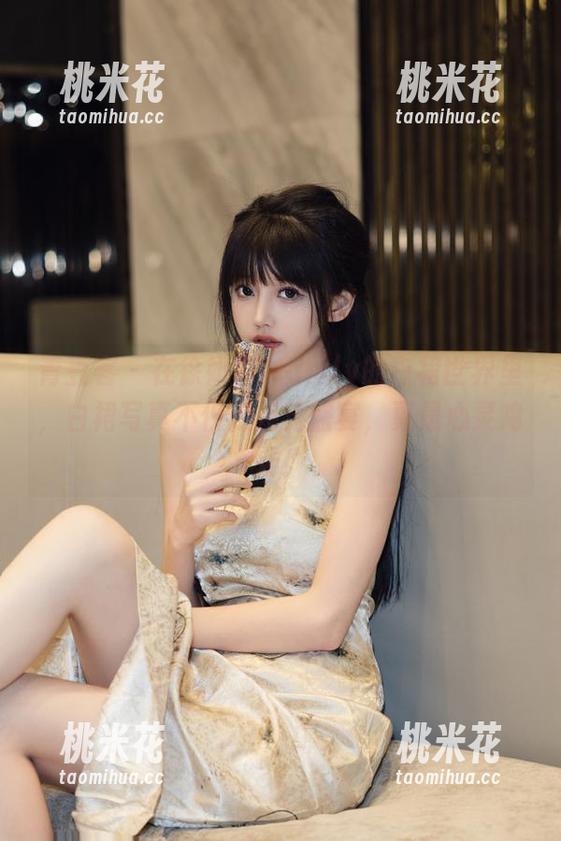 青豆客-徐妍馨Mandy 青豆客 - 在徐妍馨Mandy的白裙世界里,白裙写真不仅是视觉盛宴,更是心灵鸡汤!