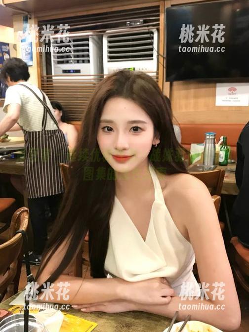 青豆客-战姝羽 青豆客 - 延续优雅气息:战姝羽浴室写真图集的感性探索