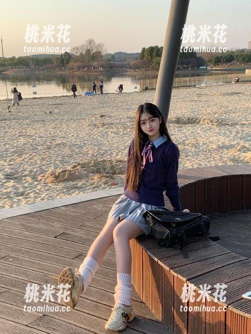 青豆客 - 朱赢Molly的眼镜作品，观看之后才知道原来艺术可以这么有趣！