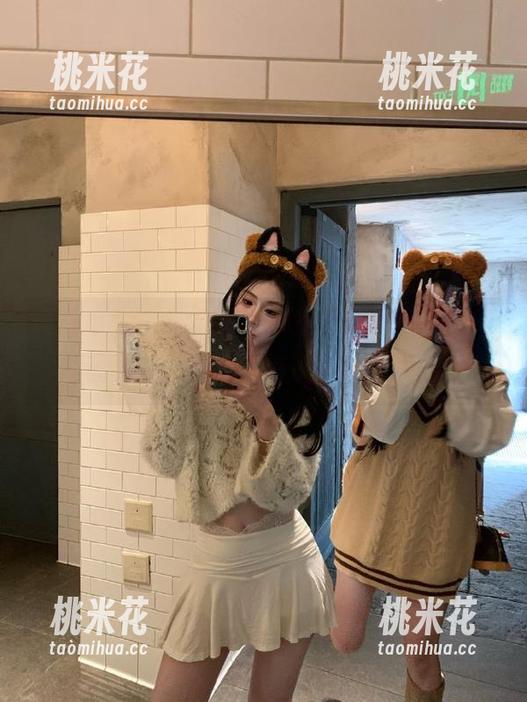 青豆客 - “纯小希”带来全新油亮写真，原图更新，记录下每一个动人瞬间！