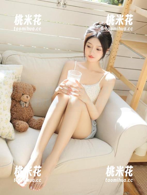 青豆客 - 精选“雪Baby”网袜套图，免费获取她的性感写真作品！
