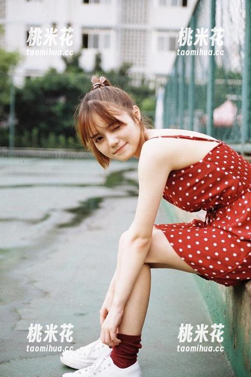 魅妍社 - Olivia童安琪与定制睡衣的绝妙搭配，分享她的精彩图片集